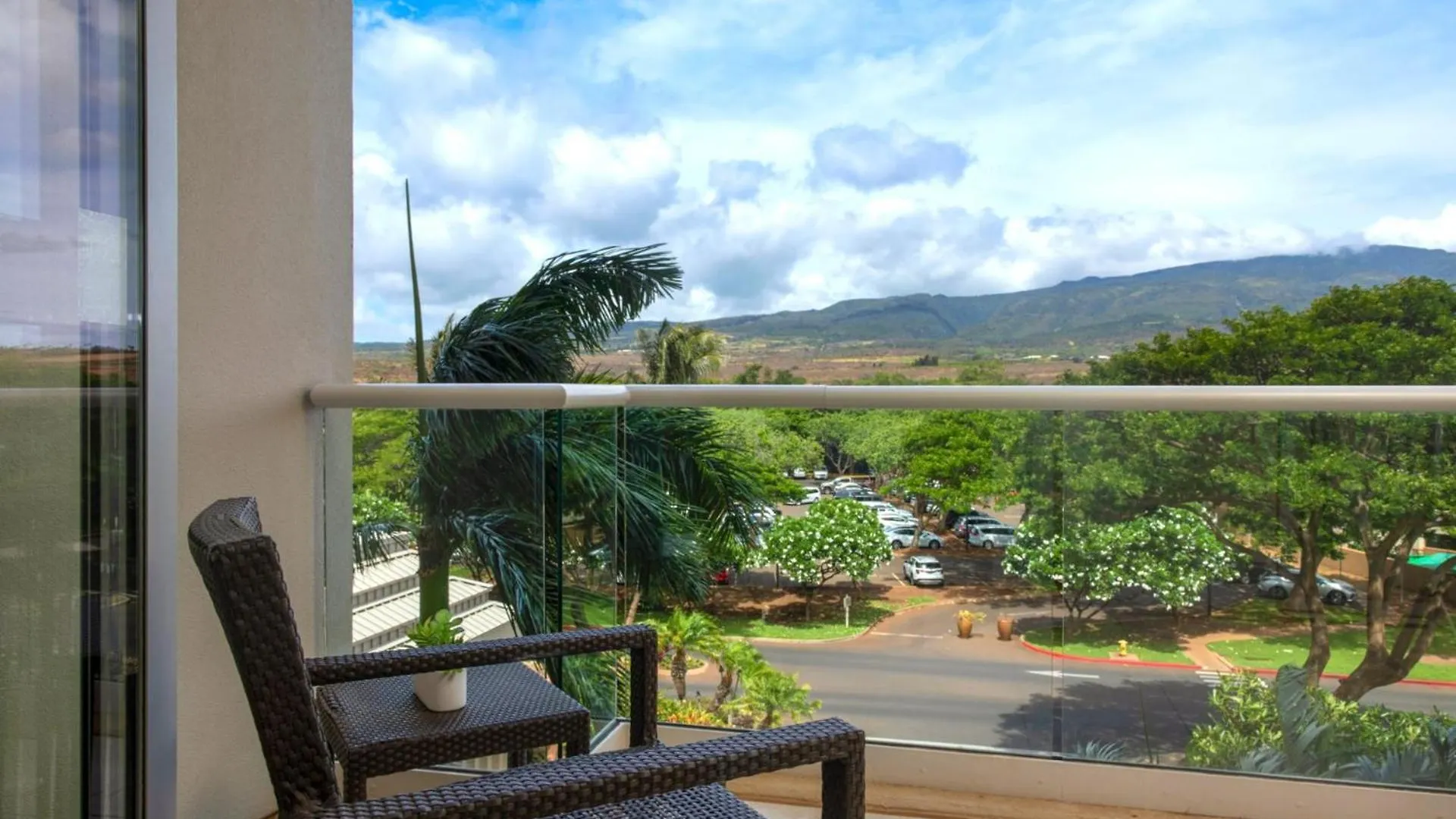 Honua Kai Beachfront Resort: Oceanview Oasis with Pools & Spa Kaanapali 0*,
